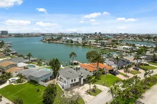 900 79th St S, Saint Petersburg, FL 33707 - Photo 75