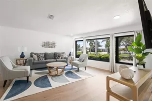 900 79th St S, Saint Petersburg, FL 33707 - Photo 45