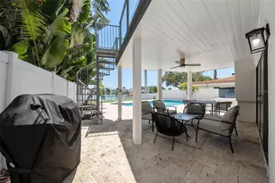 900 79th St S, Saint Petersburg, FL 33707 - Photo 57