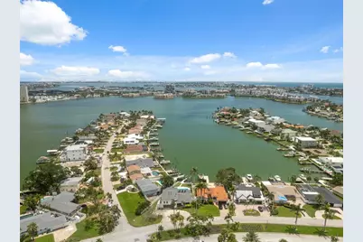 900 79th Street S, Saint Petersburg, FL 33707 - Photo 91