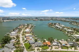 900 79th St S, Saint Petersburg, FL 33707 - Photo 91