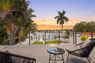 900 79th St S, Saint Petersburg, FL 33707 - Photo 3