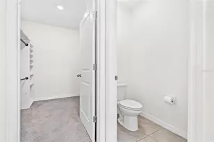 33471 Hamilton Hl Ln, Wesley Chapel, FL 33545 - Photo 17