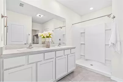 33471 Hamilton Hill Ln, Wesley Chapel, FL 33545 - Photo 17