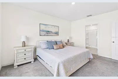 33471 Hamilton Hill Ln, Wesley Chapel, FL 33545 - Photo 15