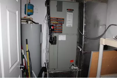 1500 L and R Industrial Boulevard #D, Tarpon Springs, FL 34689 - Photo 13