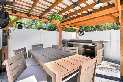 8101 38th Avenue N, Saint Petersburg, FL 33710 - Photo 39