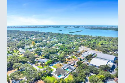 8101 38th Avenue N, Saint Petersburg, FL 33710 - Photo 21