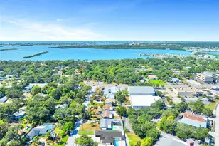 8101 38th Ave N, Saint Petersburg, FL 33710 - Photo 63