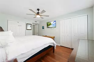10265 Gulf Blvd, Saint Petersburg, FL 33706 - Photo 23