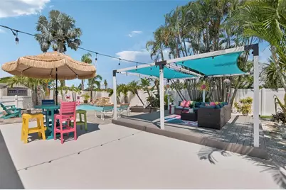 7869 Causeway Boulevard S, Saint Petersburg, FL 33707 - Photo 39