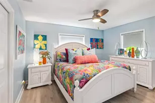 7869 Causeway Blvd S, Saint Petersburg, FL 33707 - Photo 21