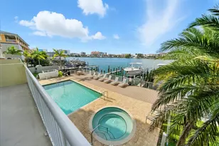 706 Bayway Blvd, Clearwater Beach, FL 33767 - Photo 23