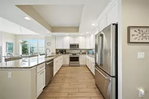 706 Bayway Blvd, Clearwater Beach, FL 33767 - Photo 3