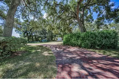 8898 61st Street N, Pinellas Park, FL 33782 - Photo 9