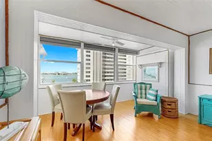 4550 Cove Cir, Saint Petersburg, FL 33708 - Photo 23