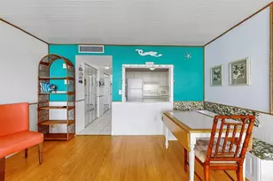 4550 Cove Cir, Saint Petersburg, FL 33708 - Photo 25