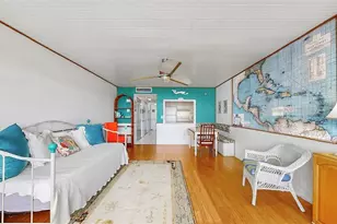 4550 Cove Cir, Saint Petersburg, FL 33708 - Photo 33