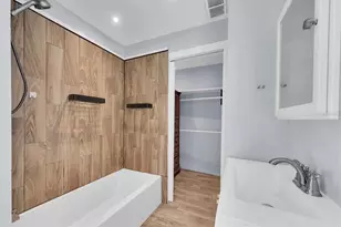 1101 28th St N, Saint Petersburg, FL 33713 - Photo 15