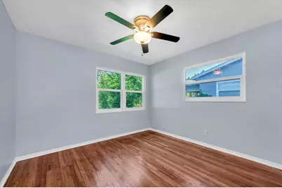 1101 28th Street N, Saint Petersburg, FL 33713 - Photo 15