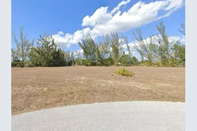 2231 NW 20th Terrace, Cape Coral, FL 33993 - Photo 3