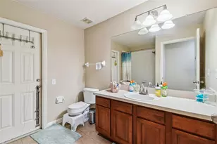 1906 Heartland Cir, Valrico, FL 33594 - Photo 27