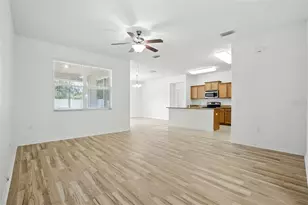 8115 Alamosa Wood Ave, Ruskin, FL 33573 - Photo 29