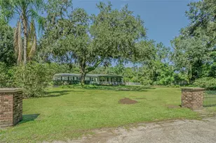 3349 Oakwood Dr, Wesley Chapel, FL 33543 - Photo 41