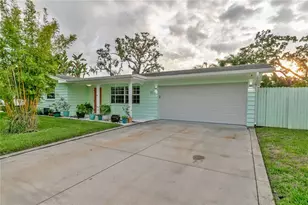 2336 Middlecoff Dr, Dunedin, FL 34698 - Photo 1