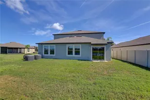 9805 Alysheba Ct, Sun City Center, FL 33573 - Photo 43