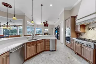 914 Capriccio Ln, Apollo Beach, FL 33572 - Photo 23