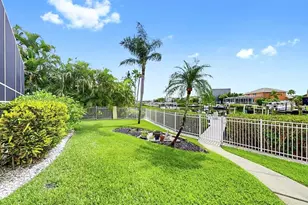 914 Capriccio Ln, Apollo Beach, FL 33572 - Photo 65