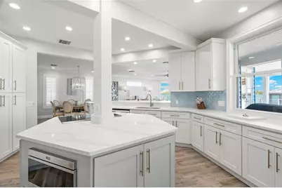 295 Bayside Drive, Clearwater Beach, FL 33767 - Photo 19