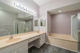 1026 McDaniel St, Sun City Center, FL 33573 - Photo 21