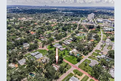 645 Villagrande Avenue S, Saint Petersburg, FL 33707 - Photo 15