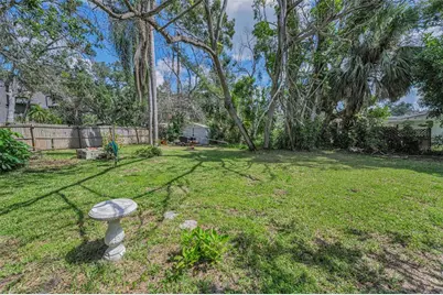 645 Villagrande Avenue S, Saint Petersburg, FL 33707 - Photo 7