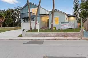 207 Athens St, Tarpon Springs, FL 34689 - Photo 85