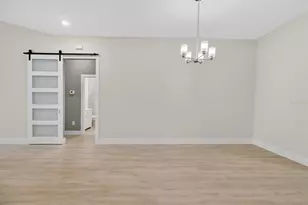 207 Athens St, Tarpon Springs, FL 34689 - Photo 17