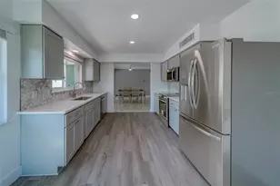 110 21st St, Belleair Beach, FL 33786 - Photo 33