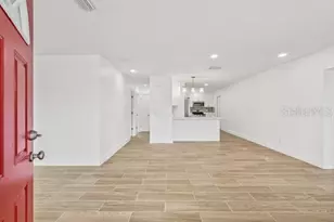 4709 Cresthill Dr, Tampa, FL 33615 - Photo 5