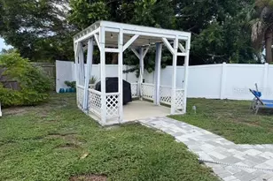 2186 Sunnyside Pl, Sarasota, FL 34239 - Photo 33