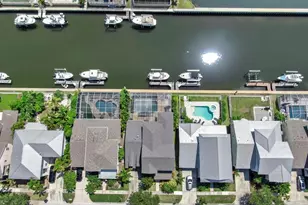 5711 Tortoise Pl, Apollo Beach, FL 33572 - Photo 3