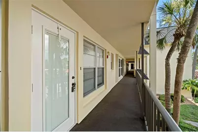 4780 Cove Circle #205, Saint Petersburg, FL 33708 - Photo 3