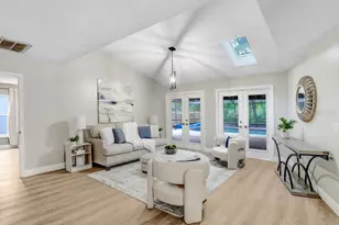 1040 Sylvia Ln, Tampa, FL 33613 - Photo 5