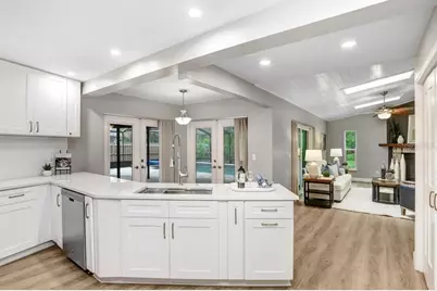 1040 Sylvia Lane, Tampa, FL 33613 - Photo 19