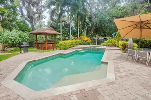 1696 Velma Dr S, Largo, FL 33770 - Photo 25