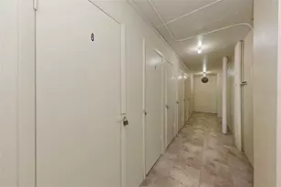 4550 Cove Cir, Saint Petersburg, FL 33708 - Photo 41