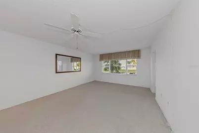 4550 Cove Circle #207, Saint Petersburg, FL 33708 - Photo 13