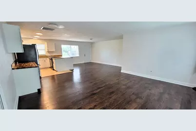 5755 43rd Street N, Saint Petersburg, FL 33714 - Photo 25