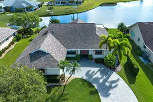 1527 Fort Duquesna Dr, Sun City Center, FL 33573 - Photo 1